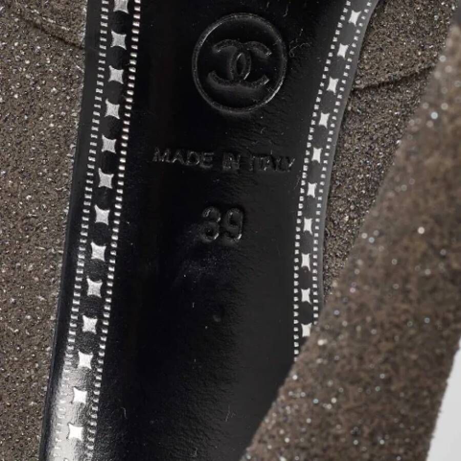 Chanel Vintage Pre-owned Suede boots Gray Dames