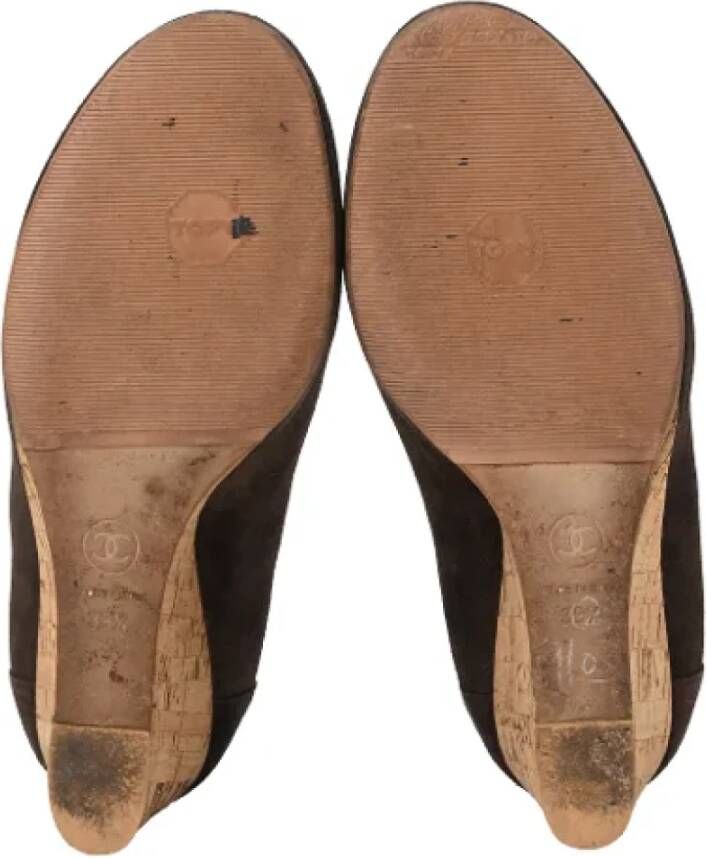 Chanel Vintage Pre-owned Suede heels Brown Dames