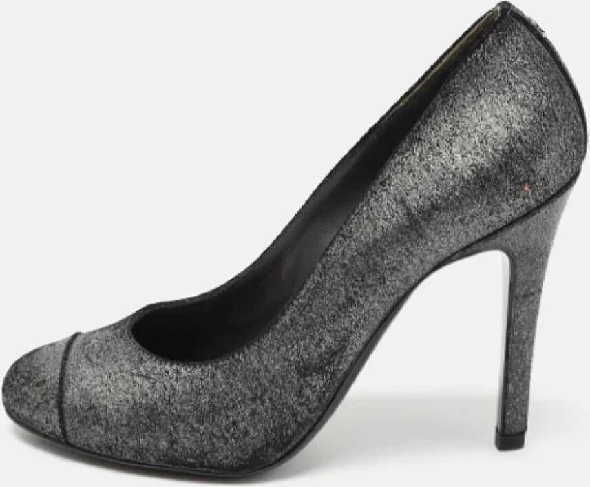 Chanel Vintage Pre-owned Suede heels Gray Dames