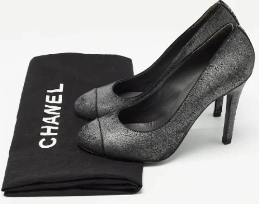 Chanel Vintage Pre-owned Suede heels Gray Dames