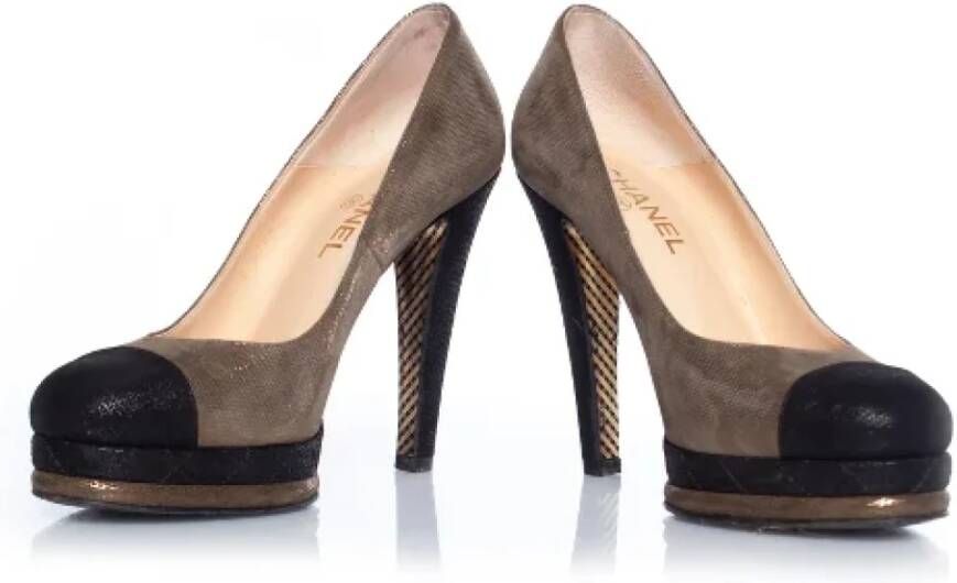 Chanel Vintage Pre-owned Suede heels Green Dames