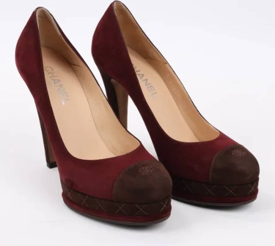 Chanel Vintage Pre-owned Suede heels Red Dames