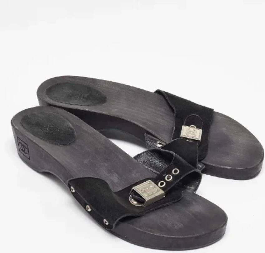 Chanel Vintage Pre-owned Suede sandals Black Dames
