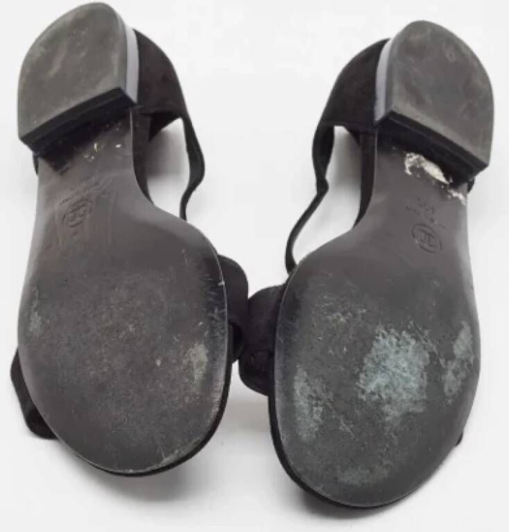 Chanel Vintage Pre-owned Suede sandals Black Dames