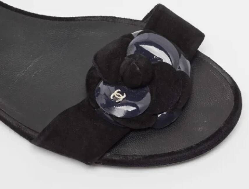 Chanel Vintage Pre-owned Suede sandals Black Dames