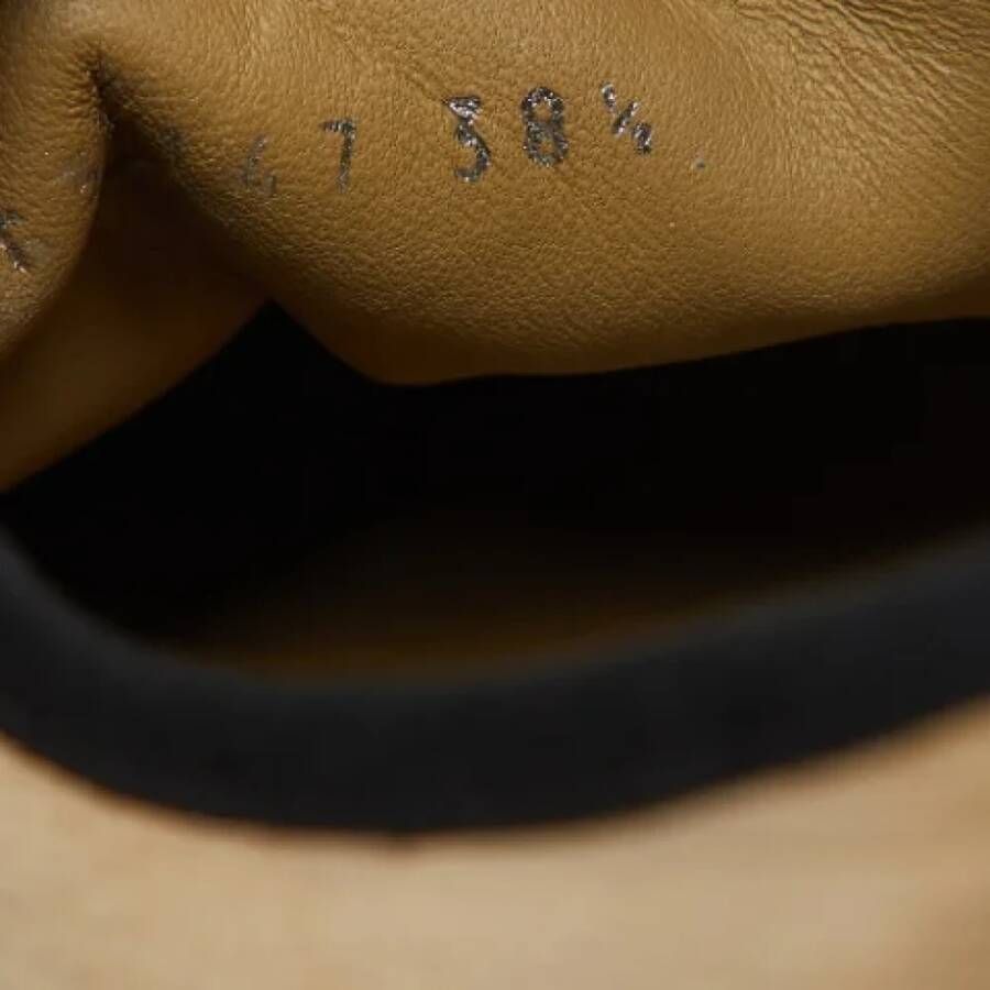 Chanel Vintage Pre-owned Velvet sneakers Beige Dames