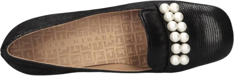 Chie Mihara Platte schoenen Zwart