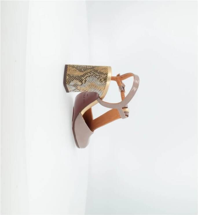 Chie Mihara Taupe Leren Hoge Hak Sandaal Missy