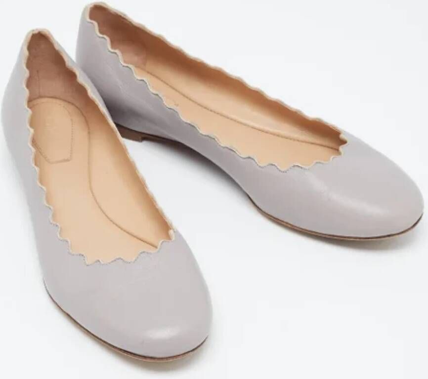 Chloé Pre-owned Leather flats Gray Dames