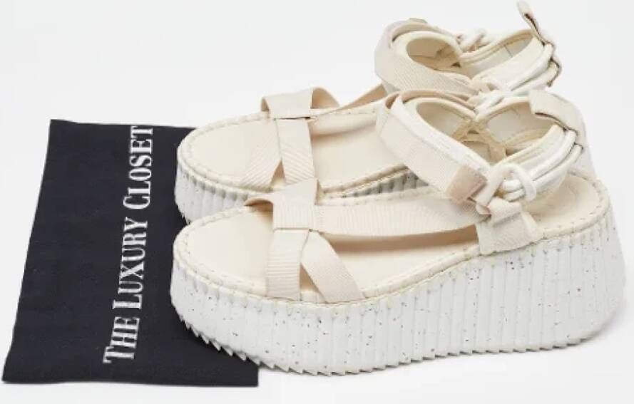 Chloé Pre-owned Nylon sandals White Dames