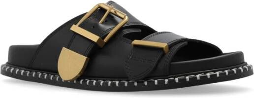 Chloé Rebecca slides Black Dames