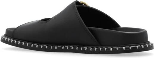 Chloé Rebecca slides Black Dames