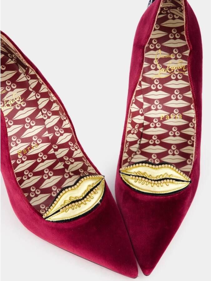 Christian Louboutin Burgundy Velvet Kiss Pumps met Lips