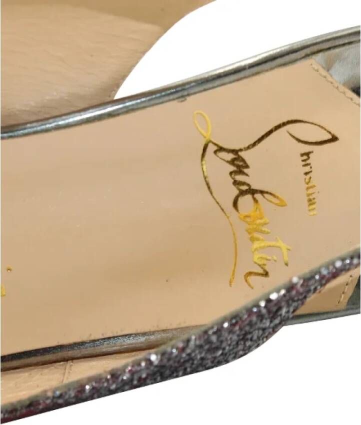 Christian Louboutin Zilveren leren hoge hak sandalen Grijs Dames