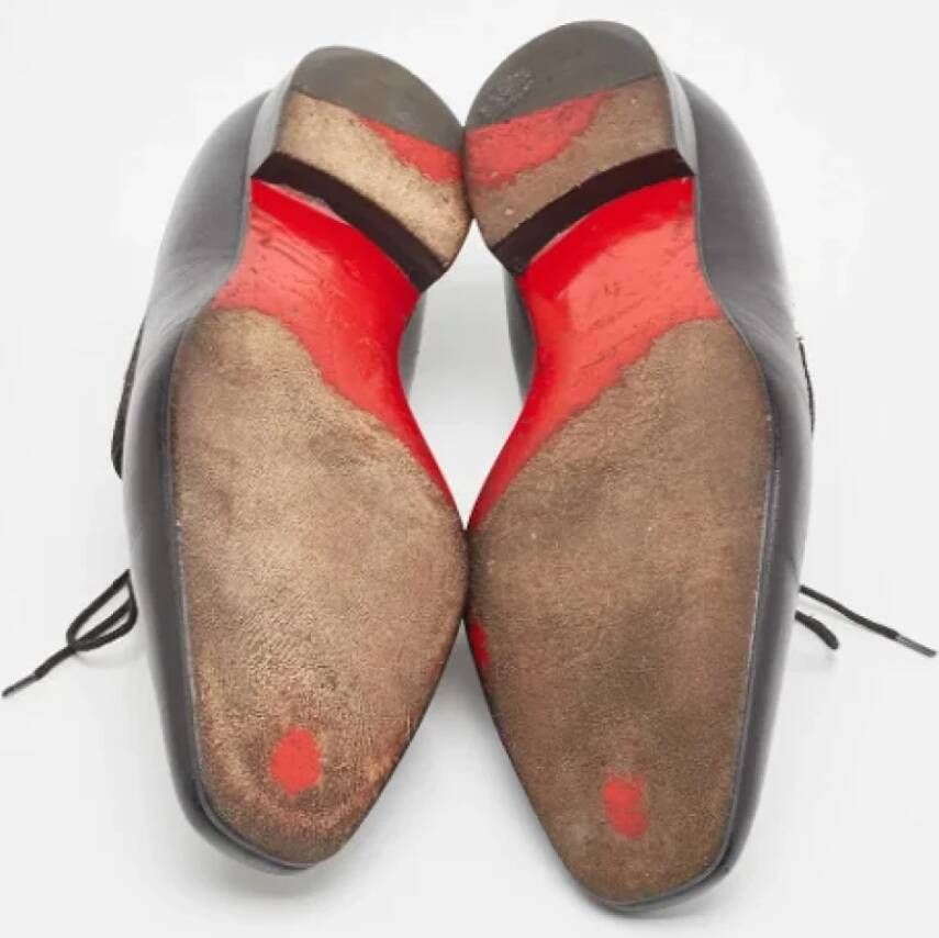 Christian Louboutin Pre-owned Canvas flats Black Dames