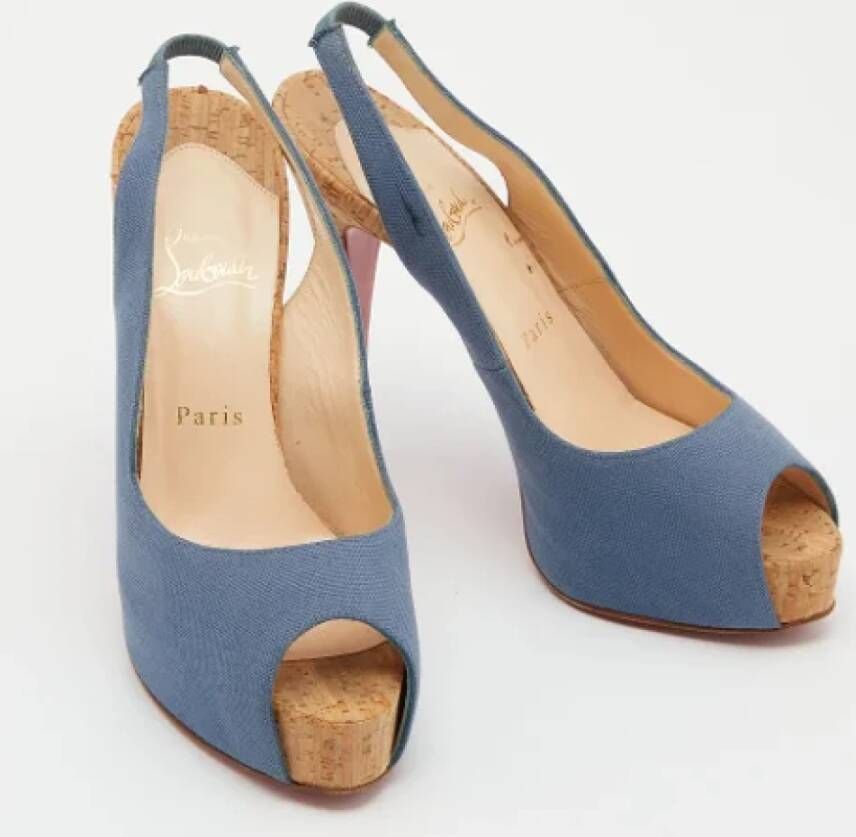 Christian Louboutin Pre-owned Canvas heels Blue Dames