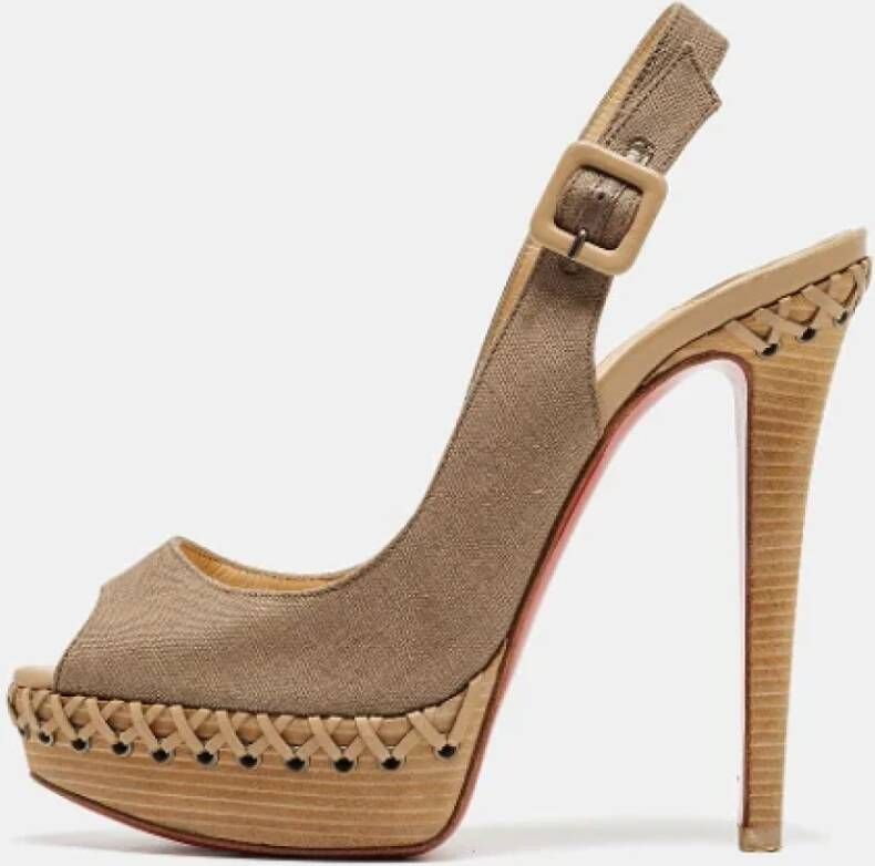 Christian Louboutin Pre-owned Canvas sandals Gray Dames