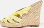 Christian Louboutin Pre-owned Fabric sandals Yellow Dames - Thumbnail 2
