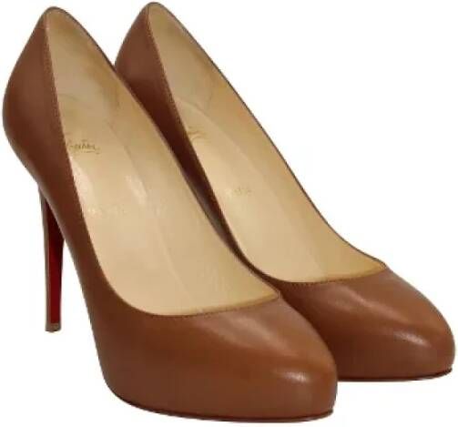 Christian Louboutin Pre-owned Leather heels Brown Dames