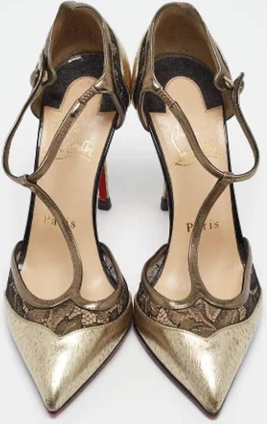 Christian Louboutin Pre-owned Leather heels Yellow Dames