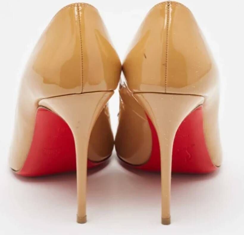 Christian Louboutin Pre-owned Mesh heels Beige Dames