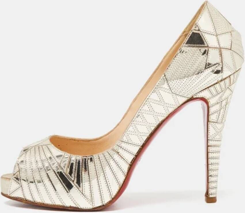 Christian Louboutin Pre-owned Plastic heels Yellow Dames