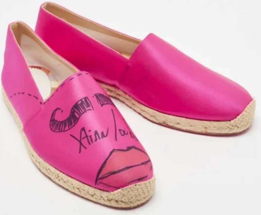 Christian Louboutin Pre-owned Satin flats Pink Dames