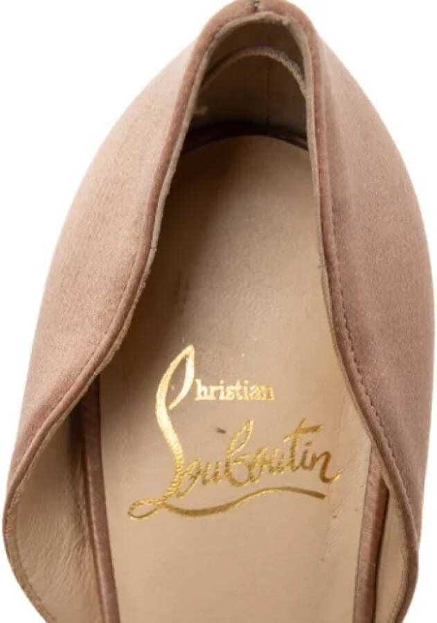 Christian Louboutin Pre-owned Satin heels Beige Dames