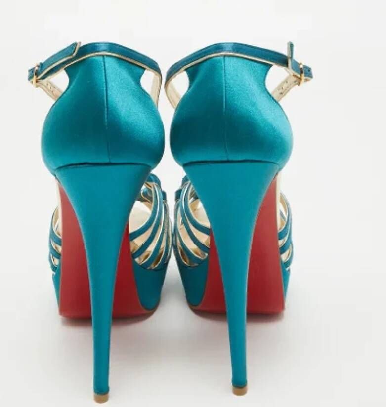 Christian Louboutin Pre-owned Satin sandals Blue Dames