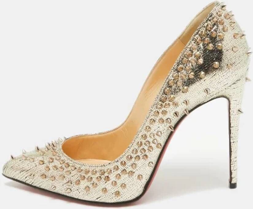 Christian Louboutin Pre-owned Suede heels Yellow Dames