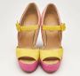 Christian Louboutin Pre-owned Suede sandals Yellow Dames - Thumbnail 2