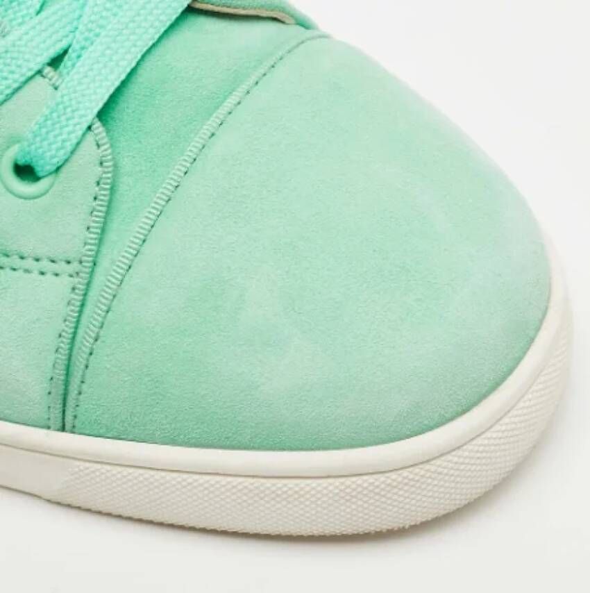 Christian Louboutin Pre-owned Suede sneakers Green Dames