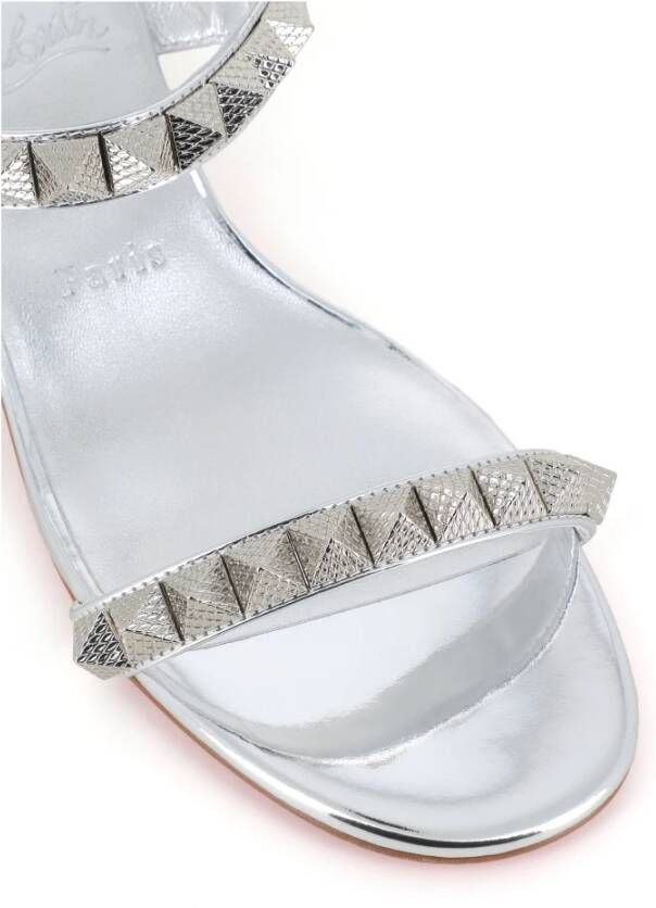 Christian Louboutin Zilveren Sandalen met Studs van Leer