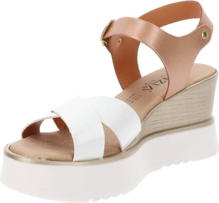 Cinzia Soft Dames Sandalen van Kunstleer met Gesp Sluiting White Dames