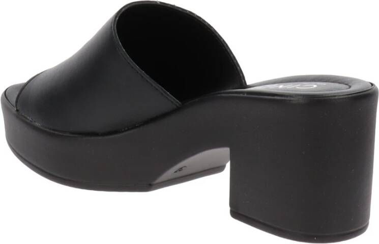 Cinzia Soft Leren Damesandalen Slip-On Sluiting Black Dames