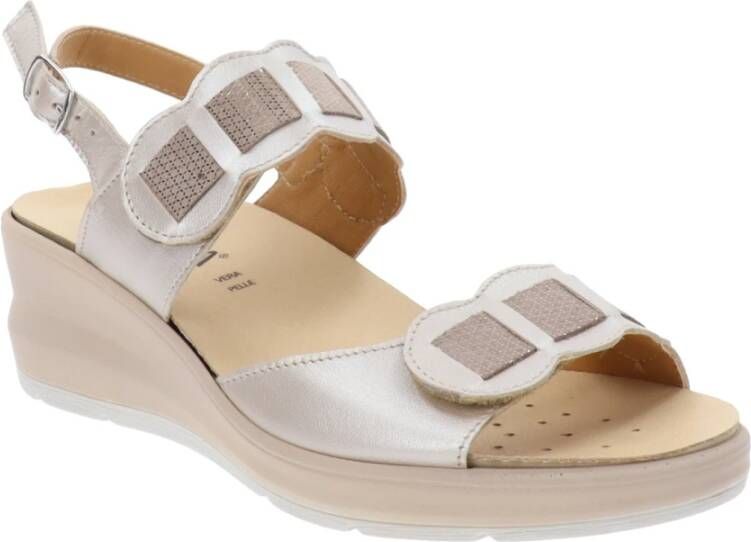 Cinzia Soft Leren Gesp Sandalen Beige Dames