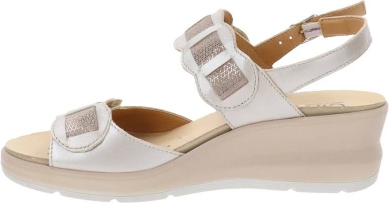 Cinzia Soft Leren Gesp Sandalen Beige Dames