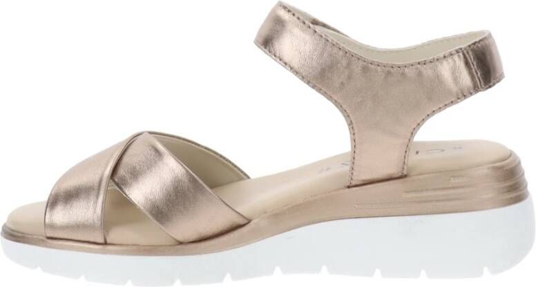 Cinzia Soft Leren Sandalen met Klittenbandsluiting Beige Dames