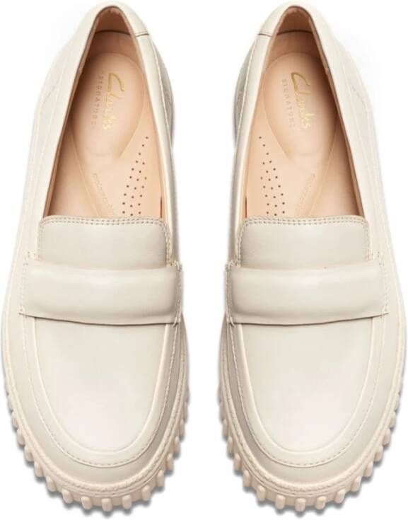 Clarks Beige Loafers voor Vrouwen Beige Dames