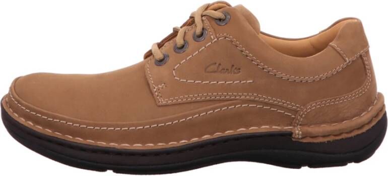 Clarks Bruine Veterschoenen Nature Three Beige Dames