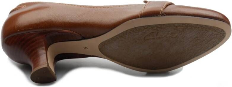 Clarks Elegante Witte Leren Damesschoenen Brown Dames