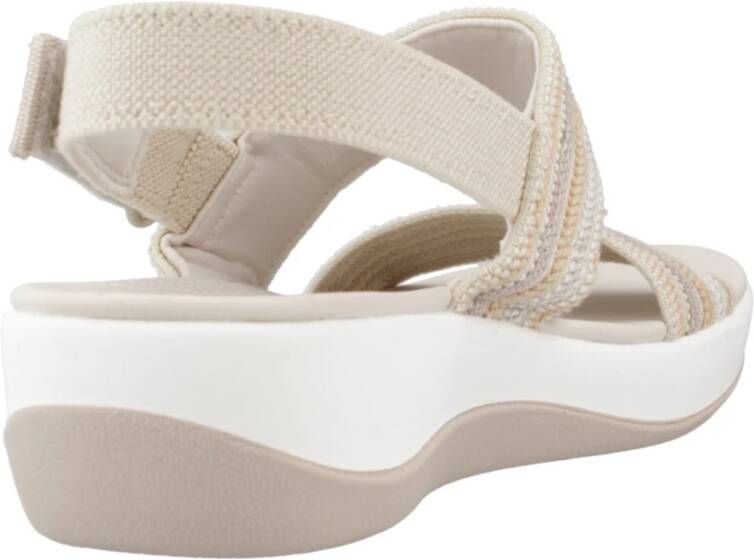 Clarks Flat Sandals Beige Dames