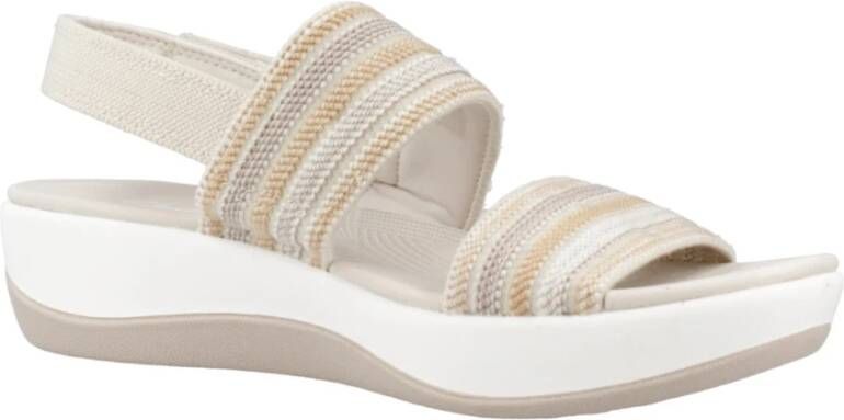 Clarks Stijlvolle Platte Sandalen Beige Dames