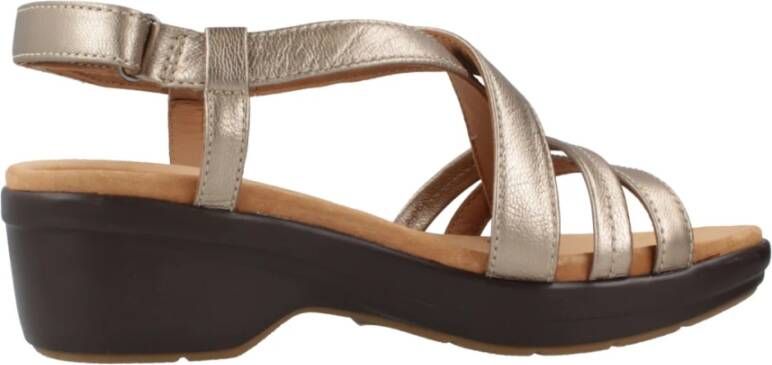 Clarks Stijlvolle Platte Sandalen voor Vrouwen Multicolor Dames