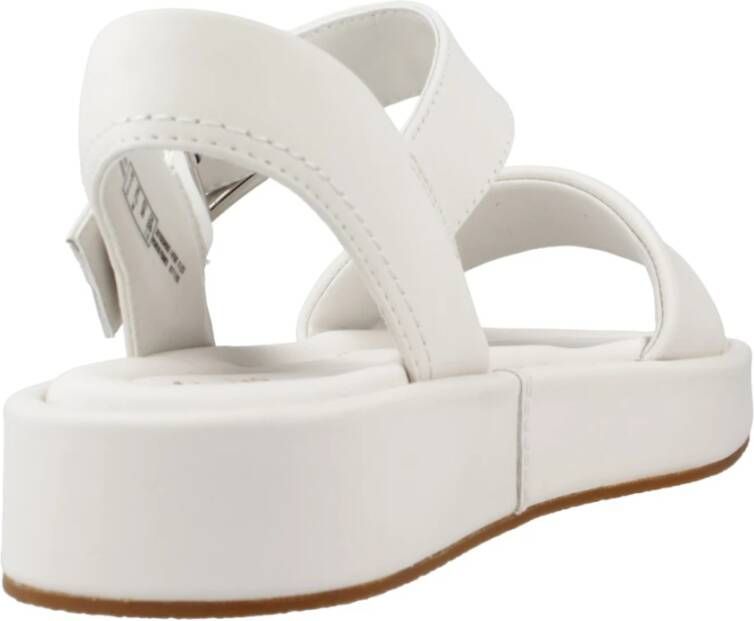 Clarks Stijlvolle Platte Sandalen voor Vrouwen White Dames