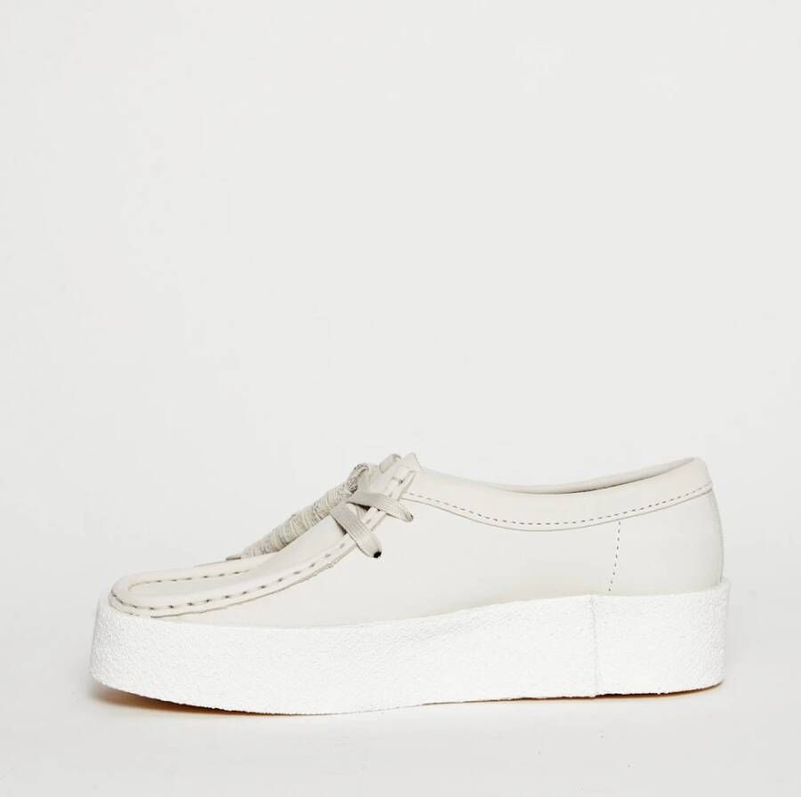Clarks Laced Shoes White Dames