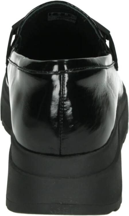 Clarks Zwarte Instappers Loriini Izzy Schoenen