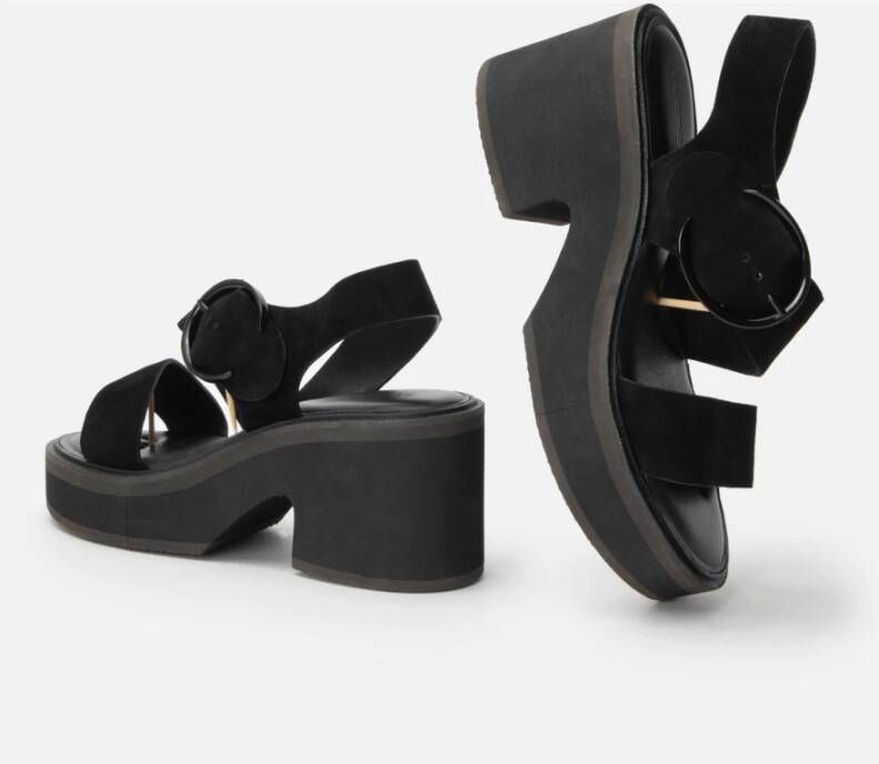 Clergerie Minimalistische zwarte suède sandaal met ergonomische zool