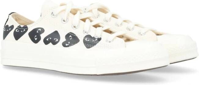 Comme des Garçons Play Beige Sneaker met Zwarte Harten White Heren