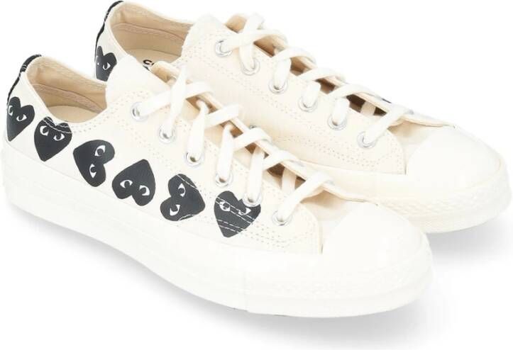 Comme des Garçons Play Beige Sneaker met Zwarte Harten White Heren